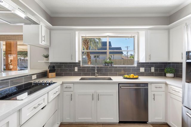 443 E Gaywood Drive, Houston, TX 77079