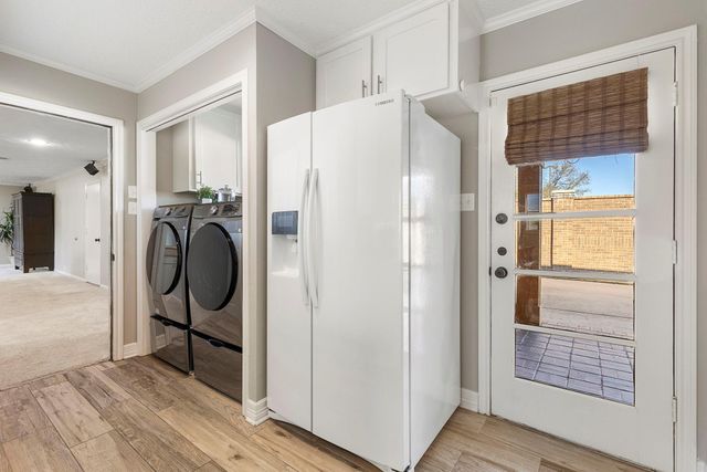 443 E Gaywood Drive, Houston, TX 77079