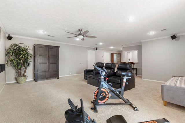 443 E Gaywood Drive, Houston, TX 77079