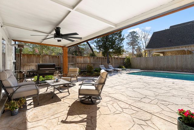 443 E Gaywood Drive, Houston, TX 77079