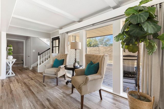 443 E Gaywood Drive, Houston, TX 77079