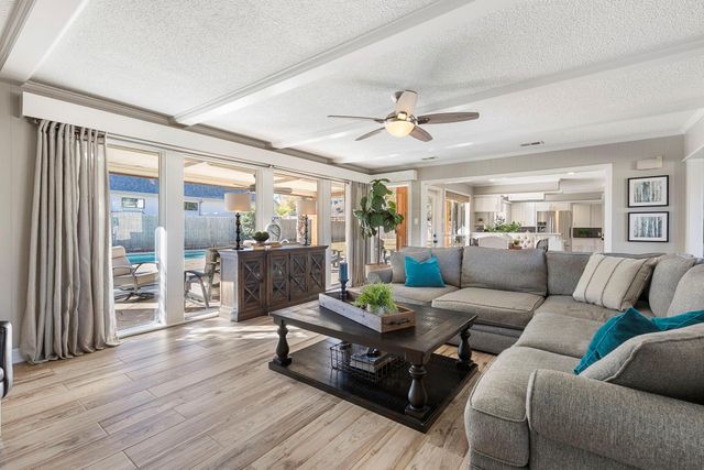 443 E Gaywood Drive, Houston, TX 77079