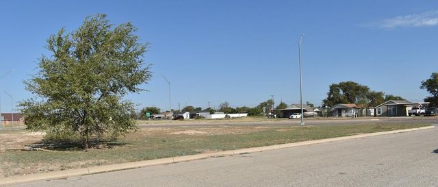 1914 Idalou Road, Lubbock, TX 79403