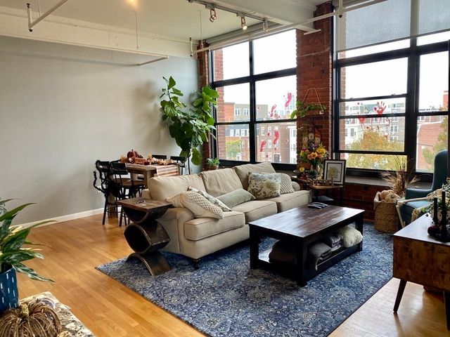 150 Orleans Street 305, Boston, MA 02128