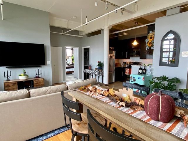 150 Orleans Street 305, Boston, MA 02128