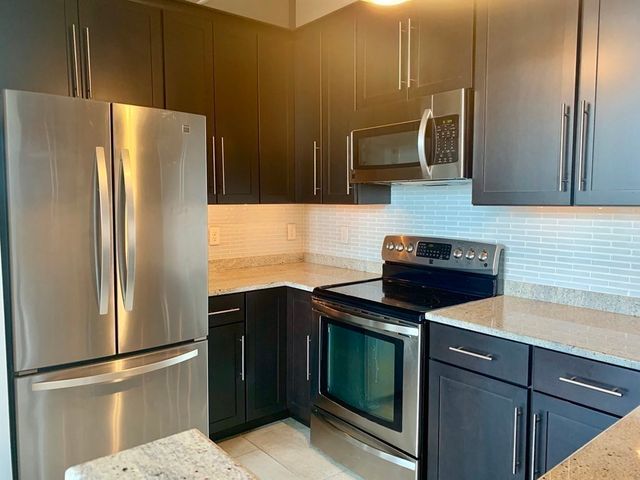 150 Orleans Street 305, Boston, MA 02128