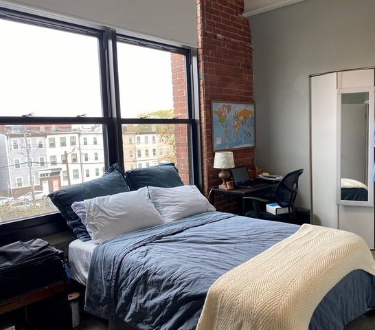 150 Orleans Street 305, Boston, MA 02128