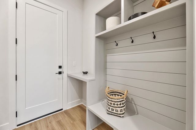 832 N Speyside Cir, Andover, KS 67002