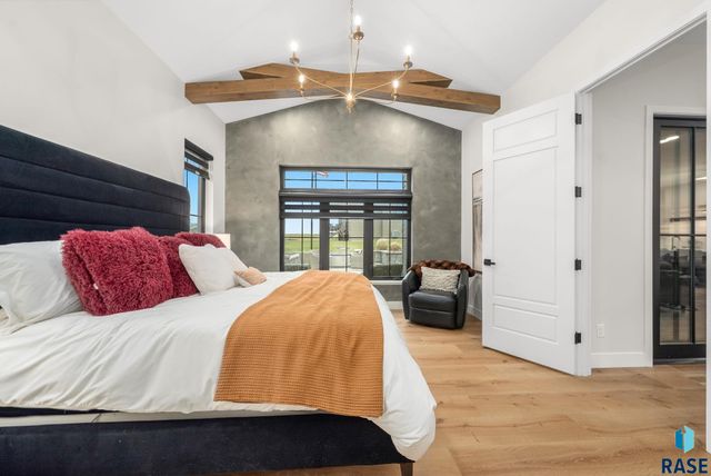 2100 N Marlowe Ave Avenue, Sioux Falls, SD 57110