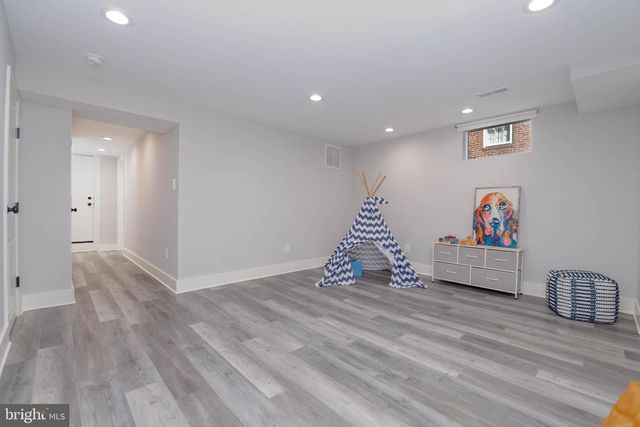 136 DUMBARTON RD, Baltimore, MD 21212