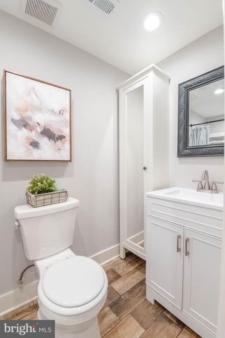 136 DUMBARTON RD, Baltimore, MD 21212