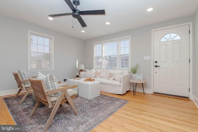 136 DUMBARTON RD, Baltimore, MD 21212