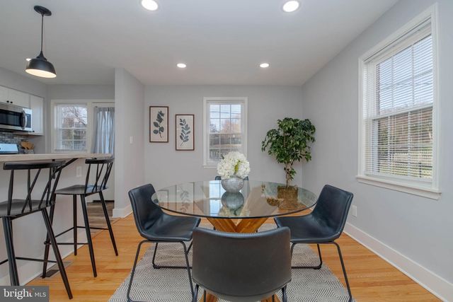 136 DUMBARTON RD, Baltimore, MD 21212