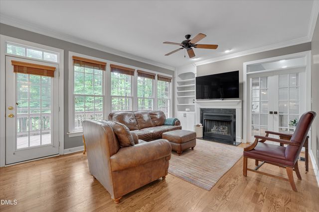 504 Manor Rdg Drive, Carrboro, NC 27510