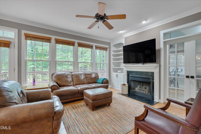 504 Manor Rdg Drive, Carrboro, NC 27510