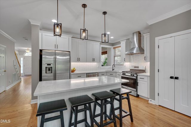 504 Manor Rdg Drive, Carrboro, NC 27510