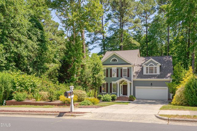 504 Manor Rdg Drive, Carrboro, NC 27510