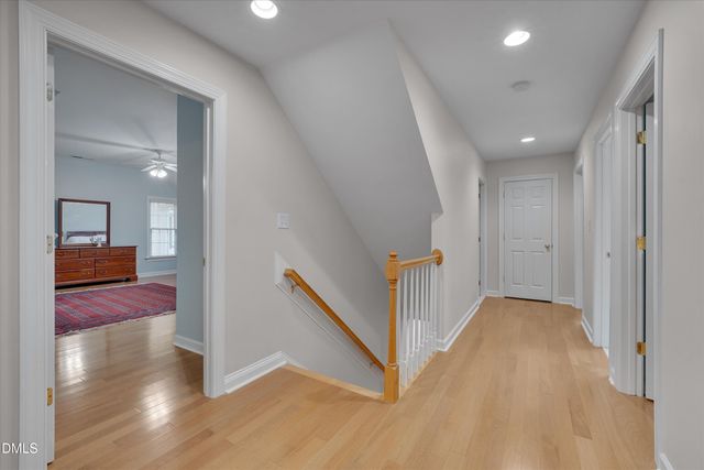 504 Manor Rdg Drive, Carrboro, NC 27510