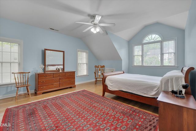 504 Manor Rdg Drive, Carrboro, NC 27510