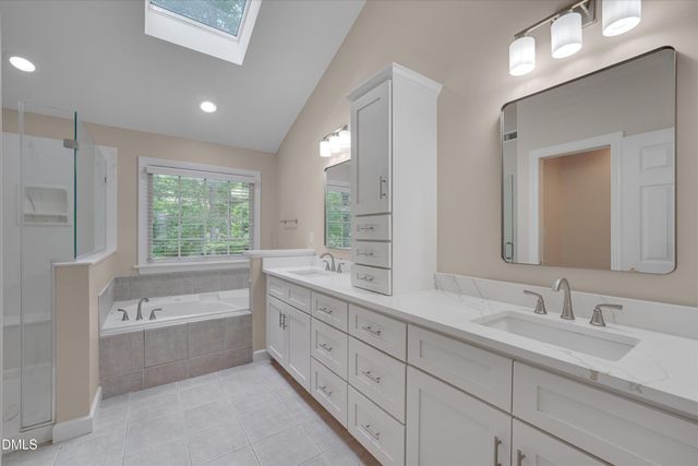 504 Manor Rdg Drive, Carrboro, NC 27510