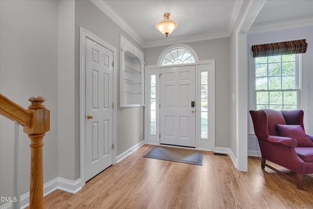 504 Manor Rdg Drive, Carrboro, NC 27510