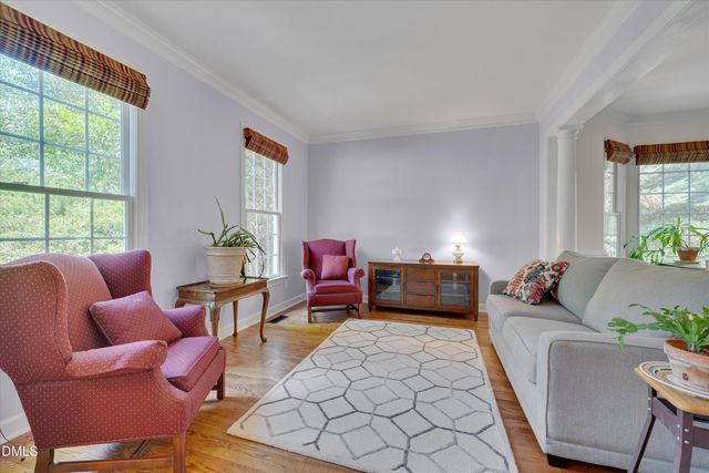 504 Manor Rdg Drive, Carrboro, NC 27510