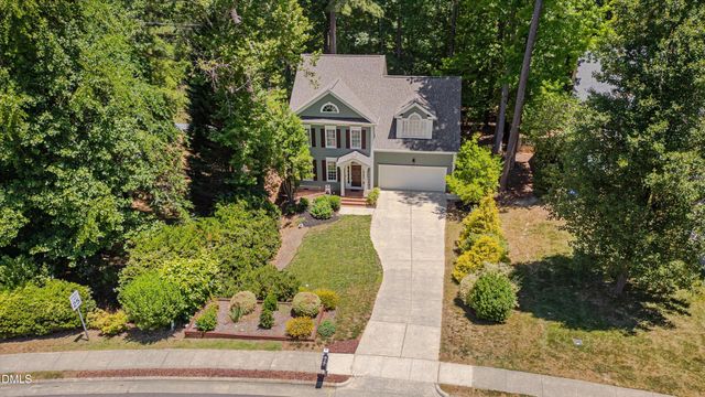 504 Manor Rdg Drive, Carrboro, NC 27510