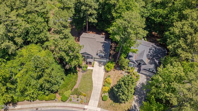 504 Manor Rdg Drive, Carrboro, NC 27510