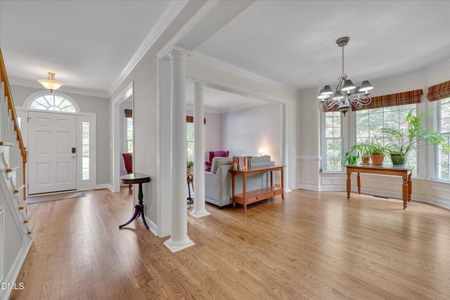 504 Manor Rdg Drive, Carrboro, NC 27510