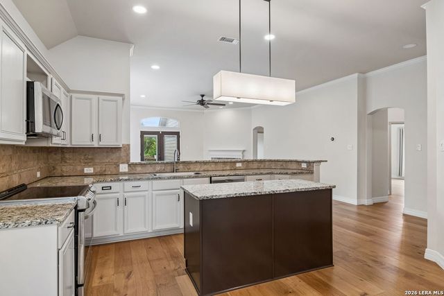24934 CRESCENT TRCE, San Antonio, TX 78258