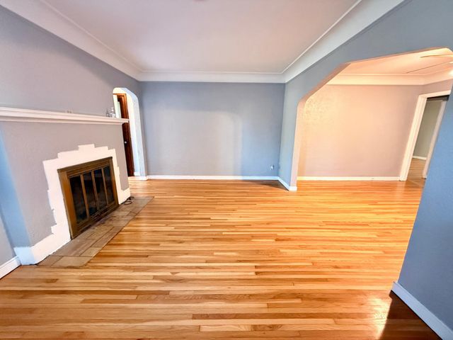 751 Cottage Avenue E, Saint Paul, MN 55106