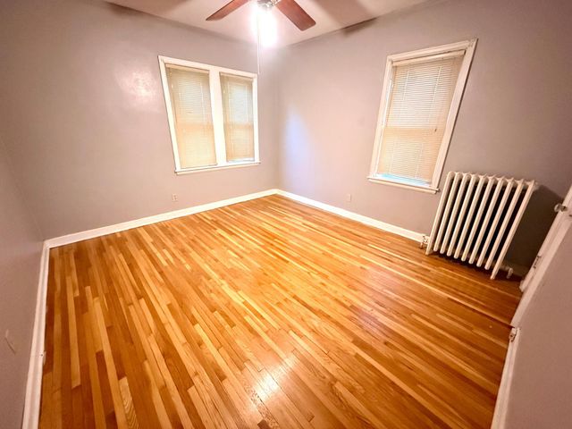 751 Cottage Avenue E, Saint Paul, MN 55106