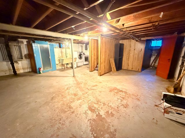 751 Cottage Avenue E, Saint Paul, MN 55106