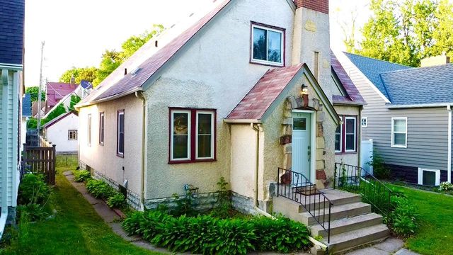 751 Cottage Avenue E, Saint Paul, MN 55106