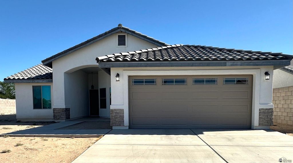 425 N Amarely Ave, San Luis, AZ 85336