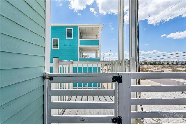 7555 White Sands Blvd, Navarre Beach, FL 32566