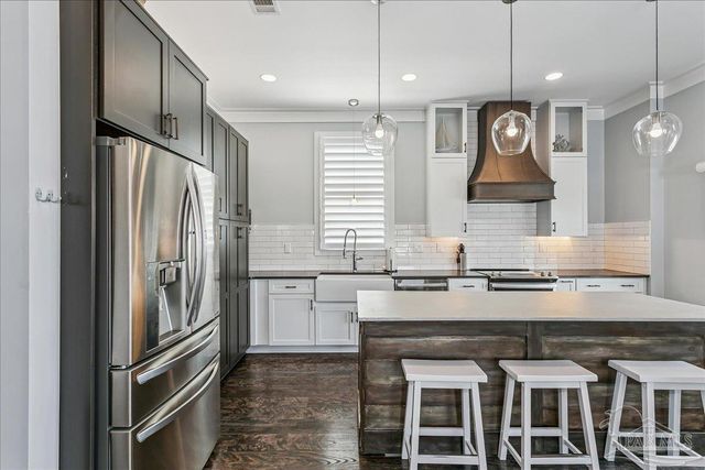 7555 White Sands Blvd, Navarre Beach, FL 32566