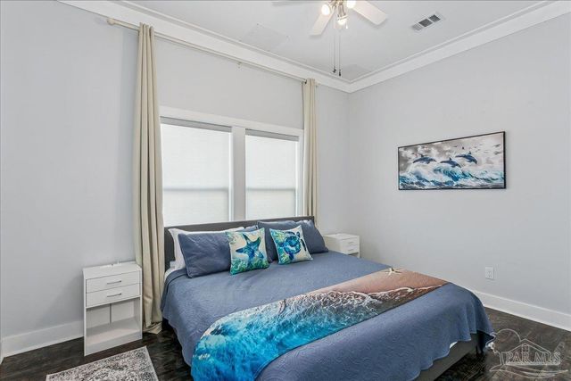 7555 White Sands Blvd, Navarre Beach, FL 32566