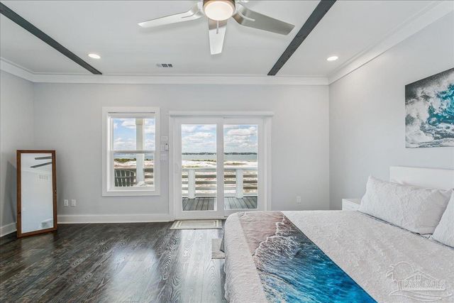 7555 White Sands Blvd, Navarre Beach, FL 32566