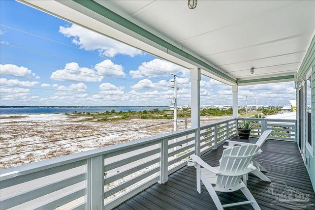 7555 White Sands Blvd, Navarre Beach, FL 32566