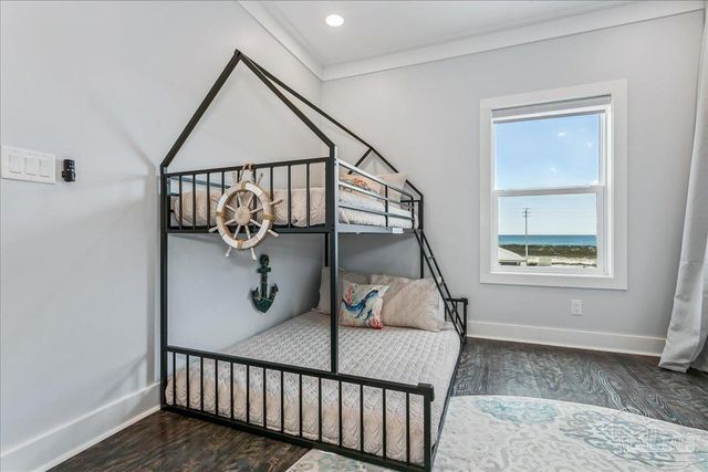 7555 White Sands Blvd, Navarre Beach, FL 32566