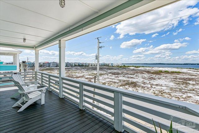 7555 White Sands Blvd, Navarre Beach, FL 32566