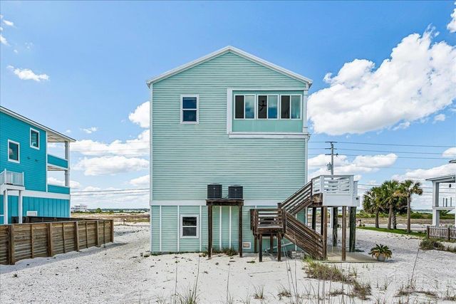 7555 White Sands Blvd, Navarre Beach, FL 32566