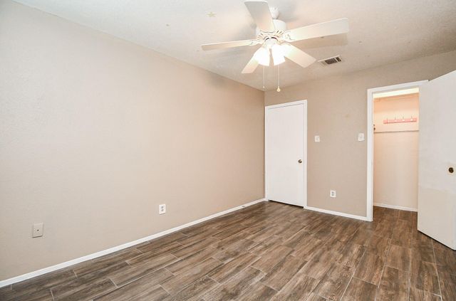 727 Red Rock Canyon Drive, Katy, TX 77450