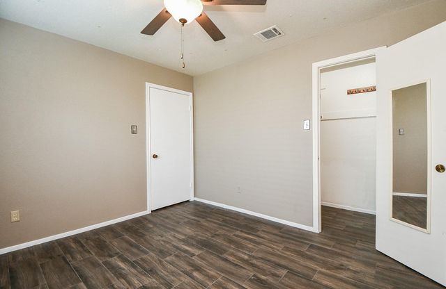 727 Red Rock Canyon Drive, Katy, TX 77450