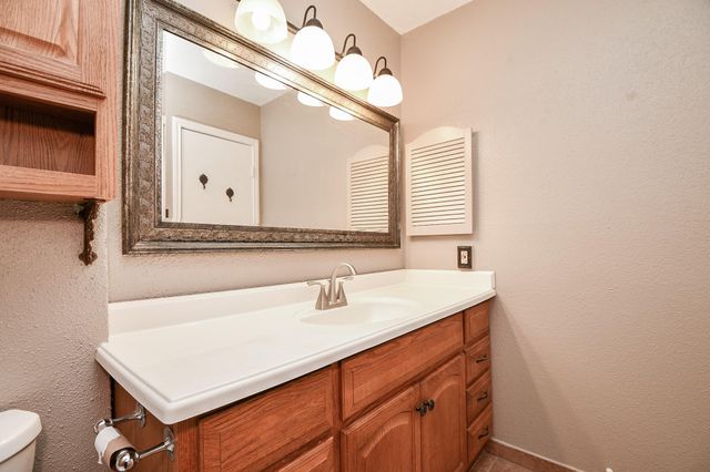 727 Red Rock Canyon Drive, Katy, TX 77450