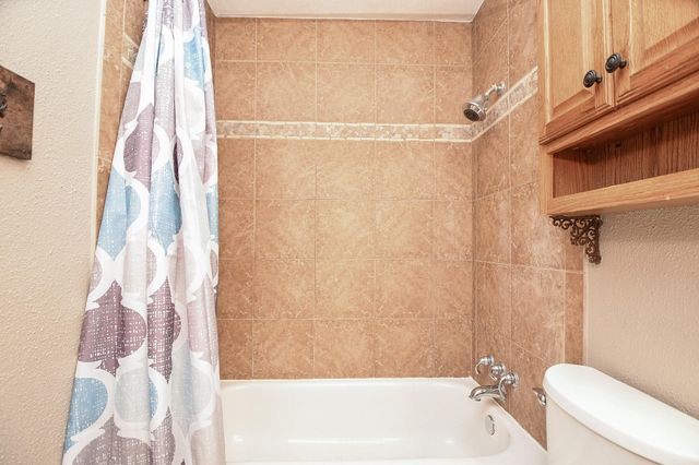 727 Red Rock Canyon Drive, Katy, TX 77450