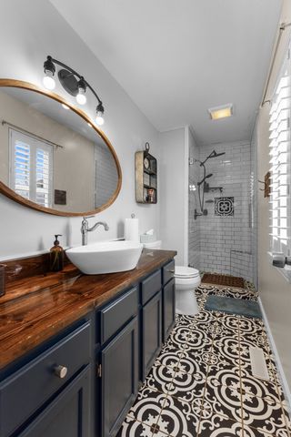 73 Three Point Cir, Mcminnville, TN 37110