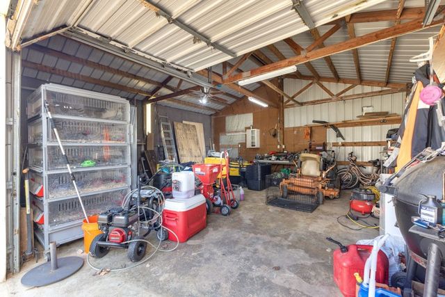 73 Three Point Cir, Mcminnville, TN 37110