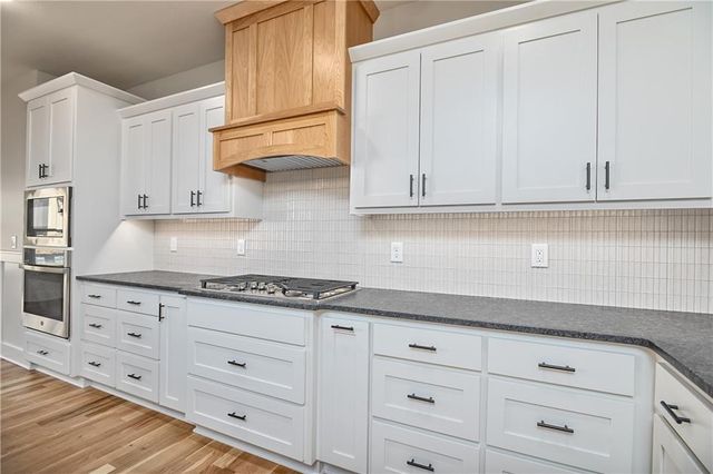 6024 Arapahoe Street, Shawnee, KS 66226